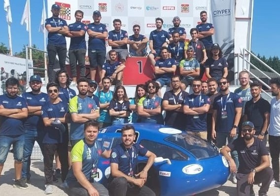 18.Uluslararası Efficiency Challenge Elektrikli Araç Yarışları ŞAMPİYONU (Birincisi) Bir Buçuk  Adana Takımımız Oldu (TÜBİTAK (TEKNOFEST).